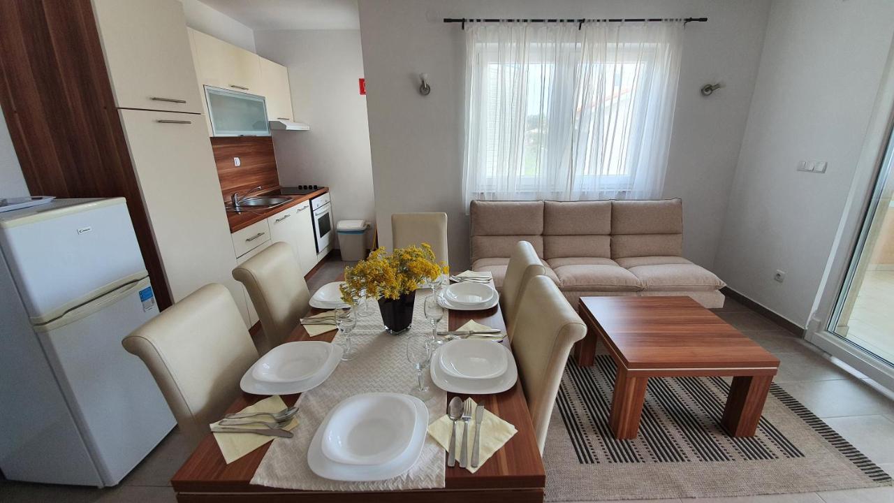 Apartments Augustin Паг Екстер'єр фото