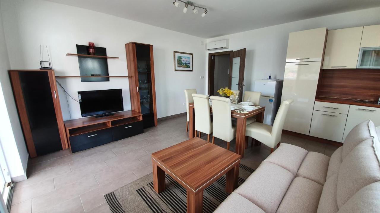 Apartments Augustin Паг Екстер'єр фото