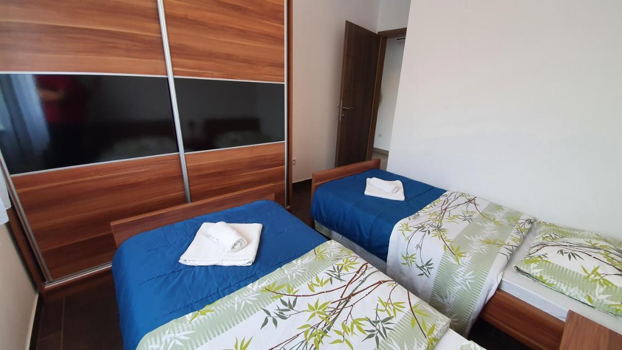 Apartments Augustin Паг Екстер'єр фото